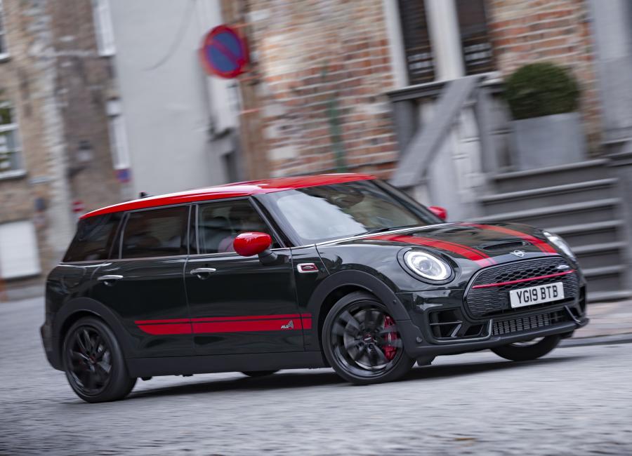  Mini John Cooper Works Clubman (F54) 2019 года  (UK) (фото 23 из 27)